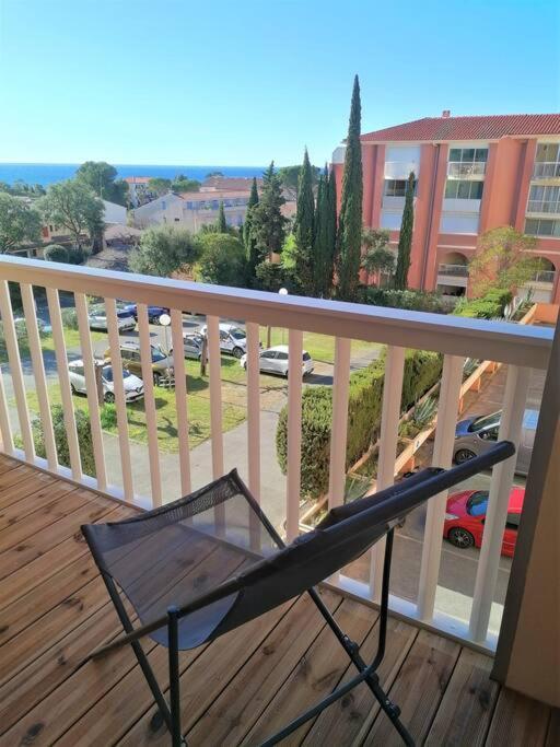 Appartement L'Evasion, Vue Mer, Plages A Pied Fréjus Eksteriør billede